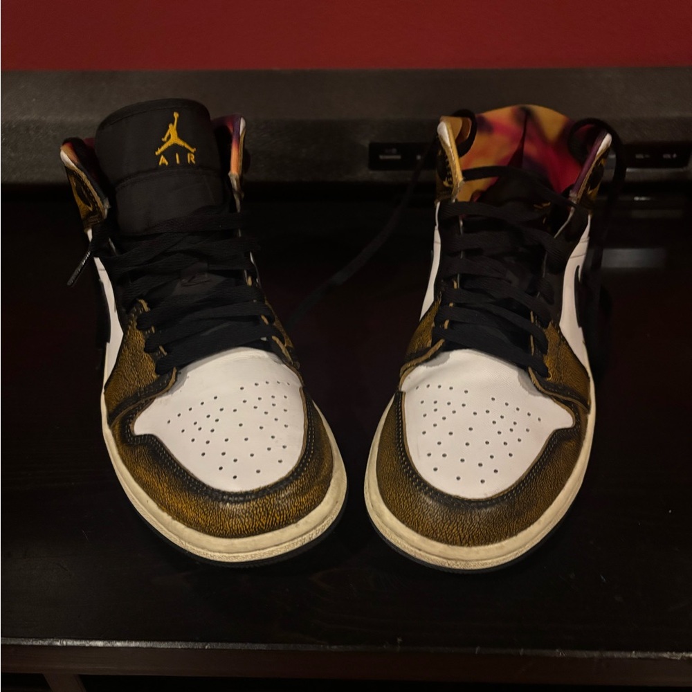 Air Jordan Mid SE Rare - Picture 2 of 12